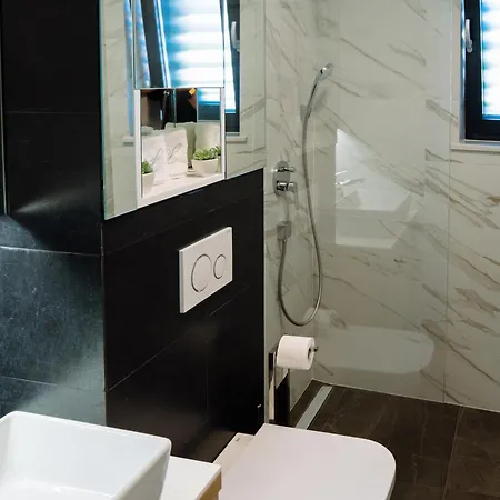 Lena Luxury Apartamento