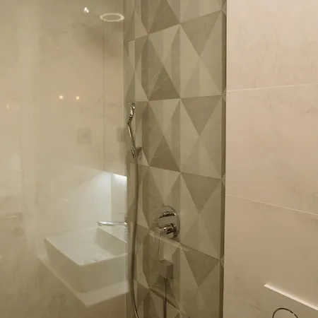 Lena Luxury Apartment *