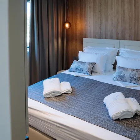 Lena Luxury Apartment