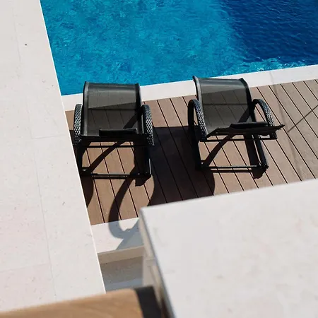 Апартаменты Lena Luxury *