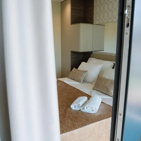 Lena Luxury Appartement