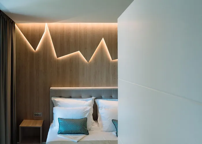 Lena Luxury Апартаменты *