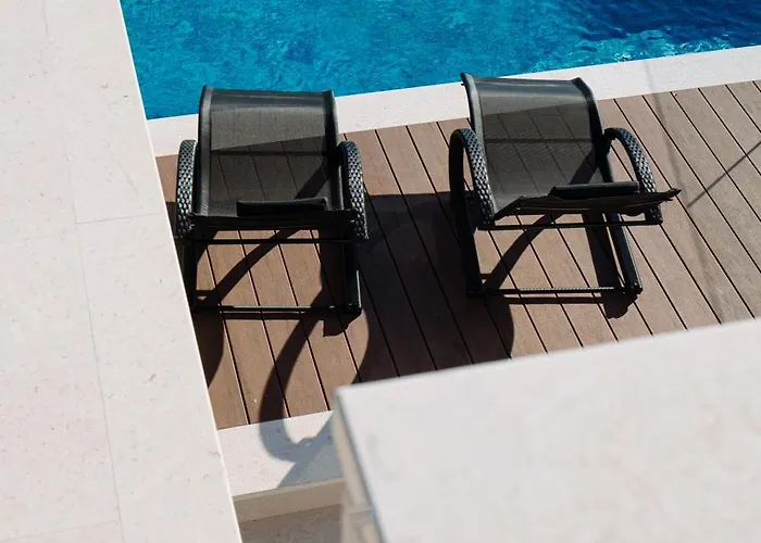 Апартаменты Lena Luxury *